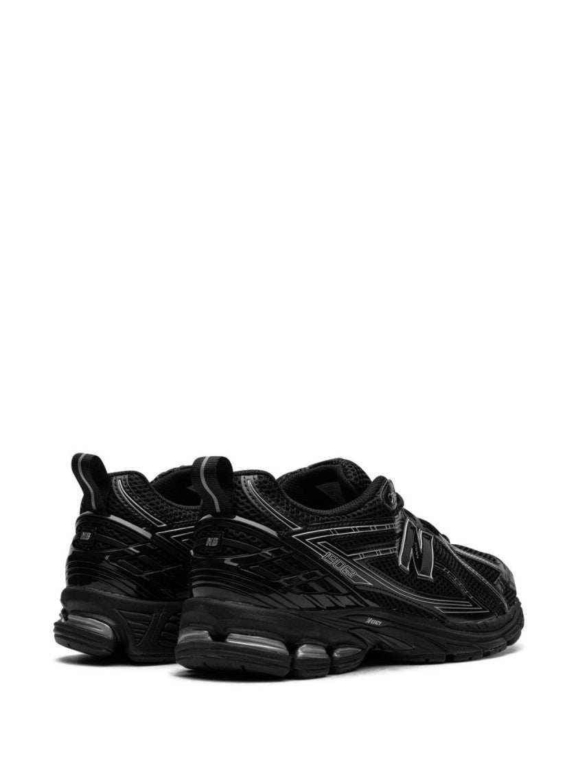 New Balance Black Mesh Sneaker With Segmented Sole