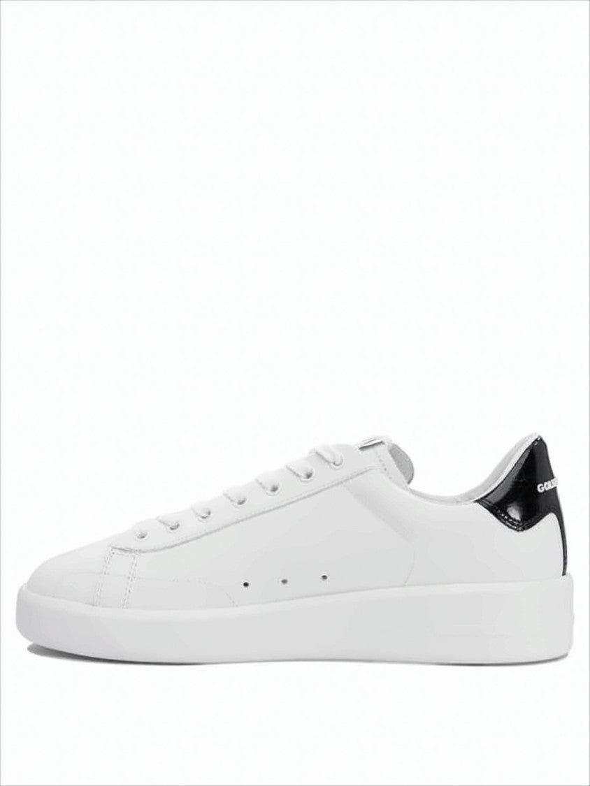 Golden Goose Smooth Leather Low-Top Sneakers With Star Detail And Contrasting Heel Tab