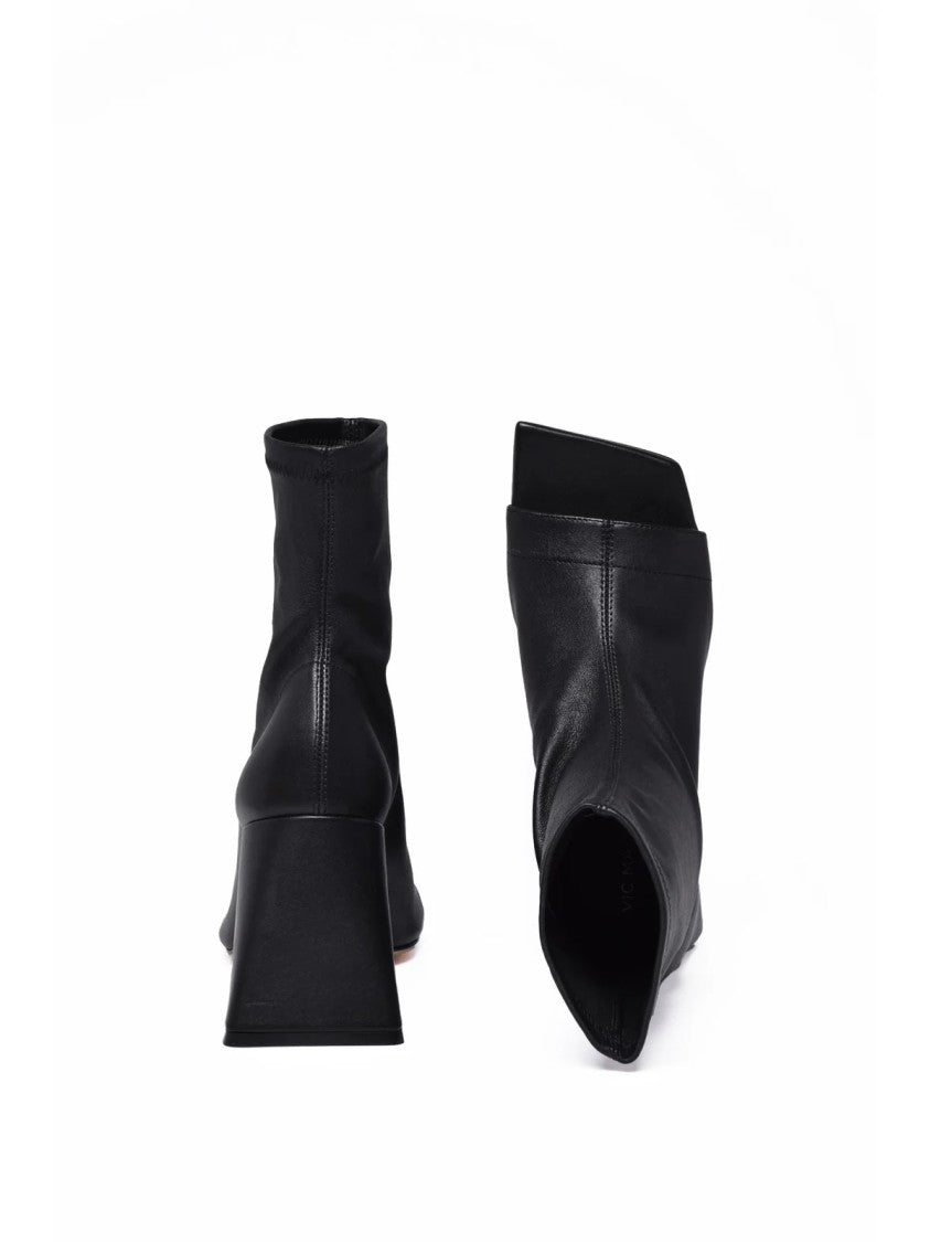 Vic Matié Black Tapered Square Heel Leather Sandals