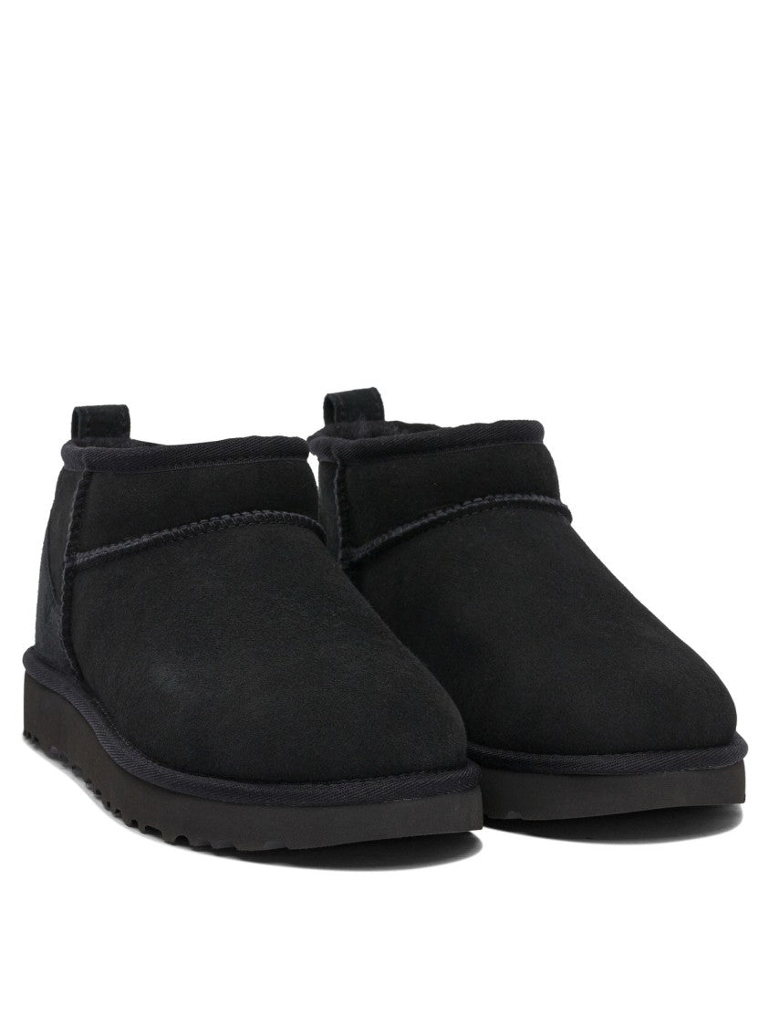 Ugg Low-Cut Ankle Boots With Rounded Toe