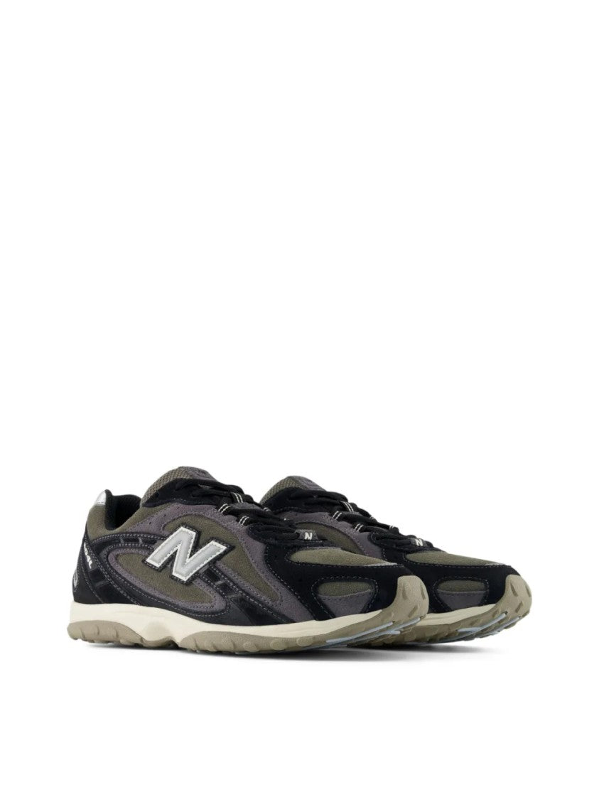 New Balance 204L Black Magnet Sneakers