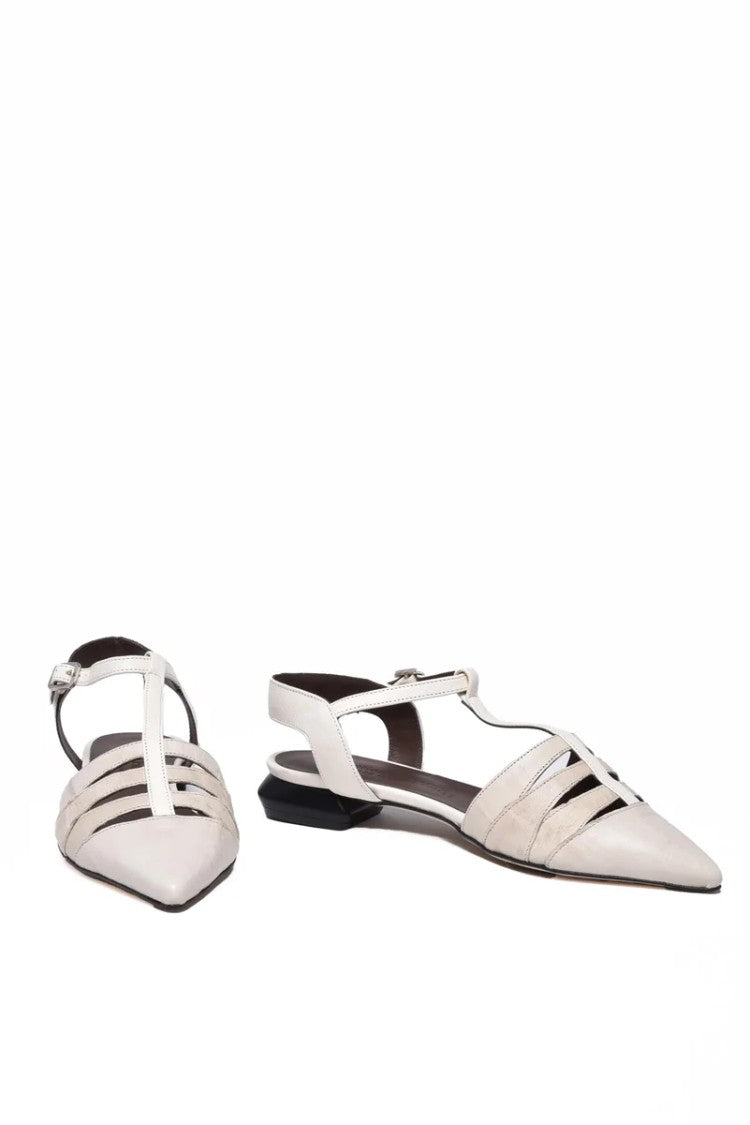 Collection Privee? Chanel Shoes - White