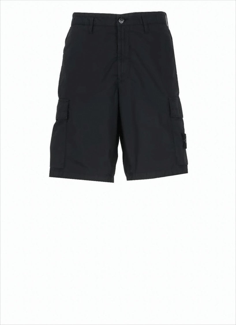 Stone Island Classic Cargo Black Shorts With Distinctive Logo Patch