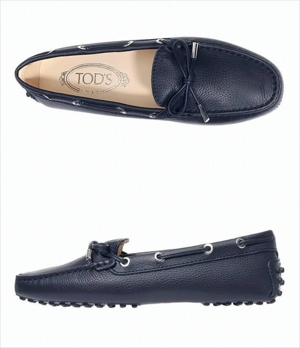 Tod's Pebbled Leather Loafers With Decorative Bow And Studded Sole
