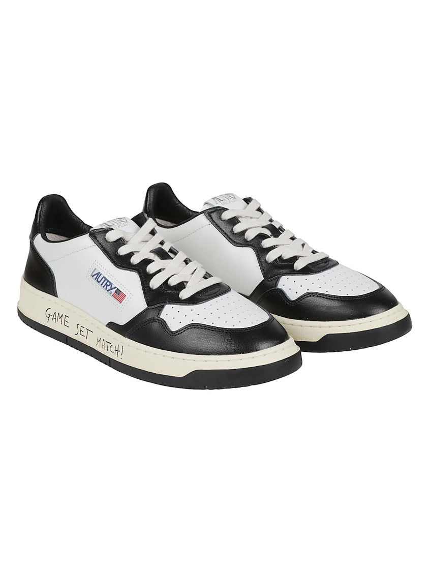 Autry Medalist Low Leather Low-Top Sneakers