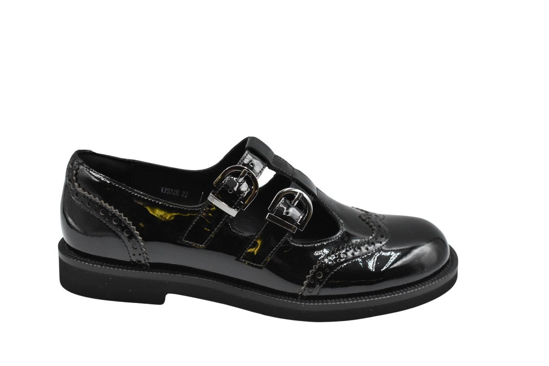 Jeannot Black Patent Low Shoes With Brogue Detailing