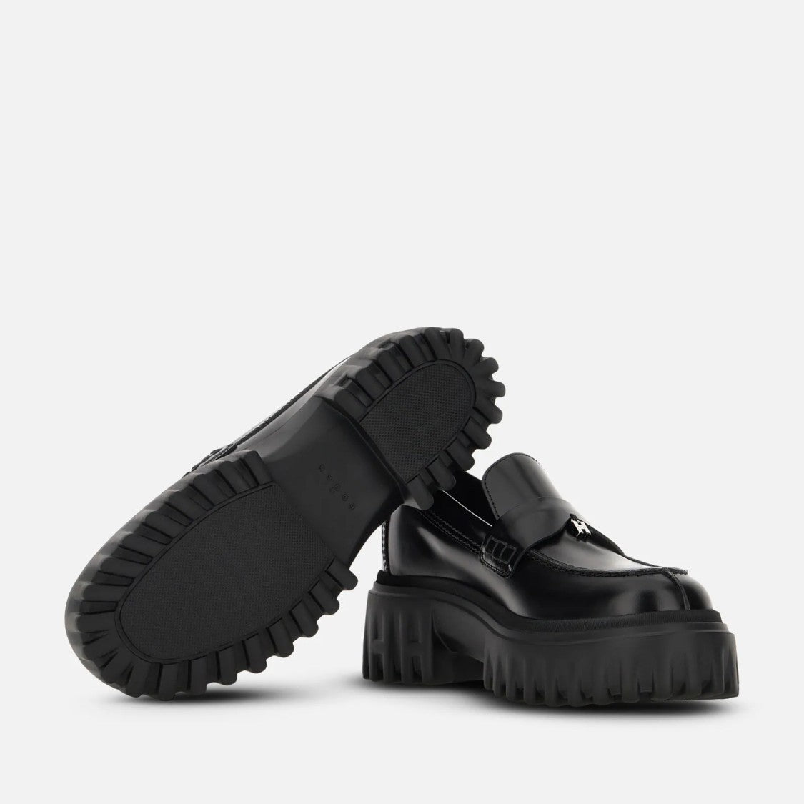 Hogan Sophisticated Black Calfskin Moccasins With Sole
