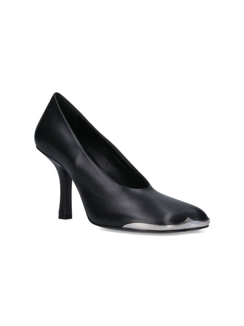 Burberry "Duck" Pointed Toe Pumps – Black