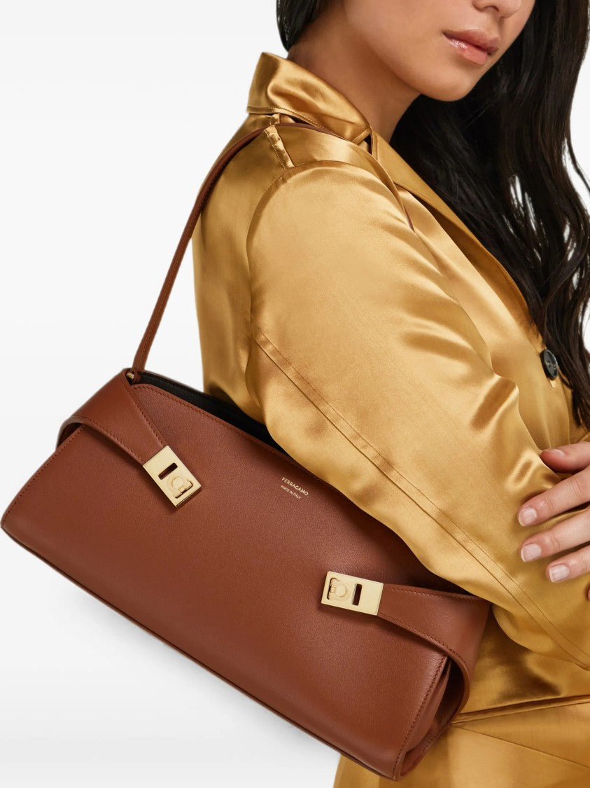 Salvatore Ferragamo Calf Leather Hug Sh Ew Shoulder Bag