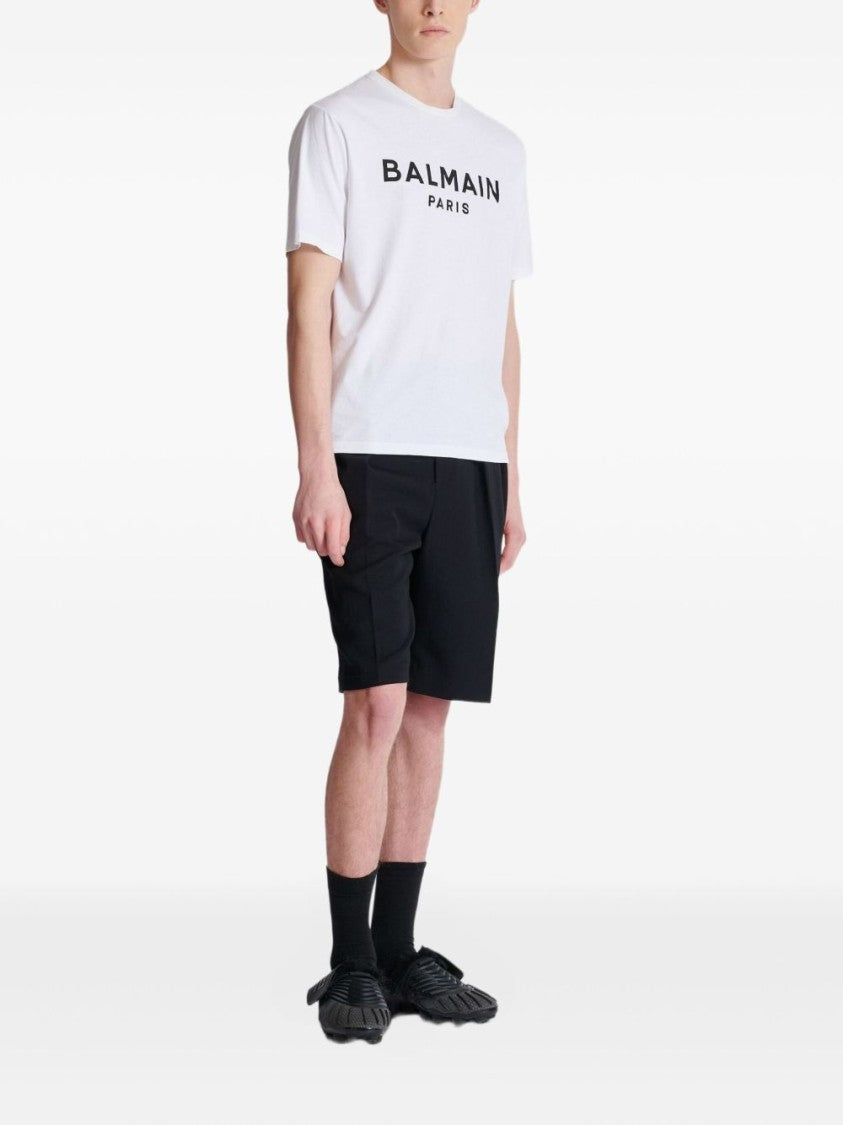 Balmain Crew Neck T-Shirt With Bold Lettering And Straight Hem