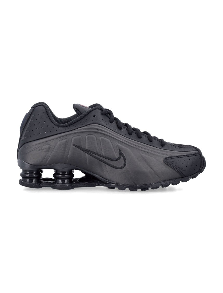 Nike Shox R4 Sleek Black Sneakers