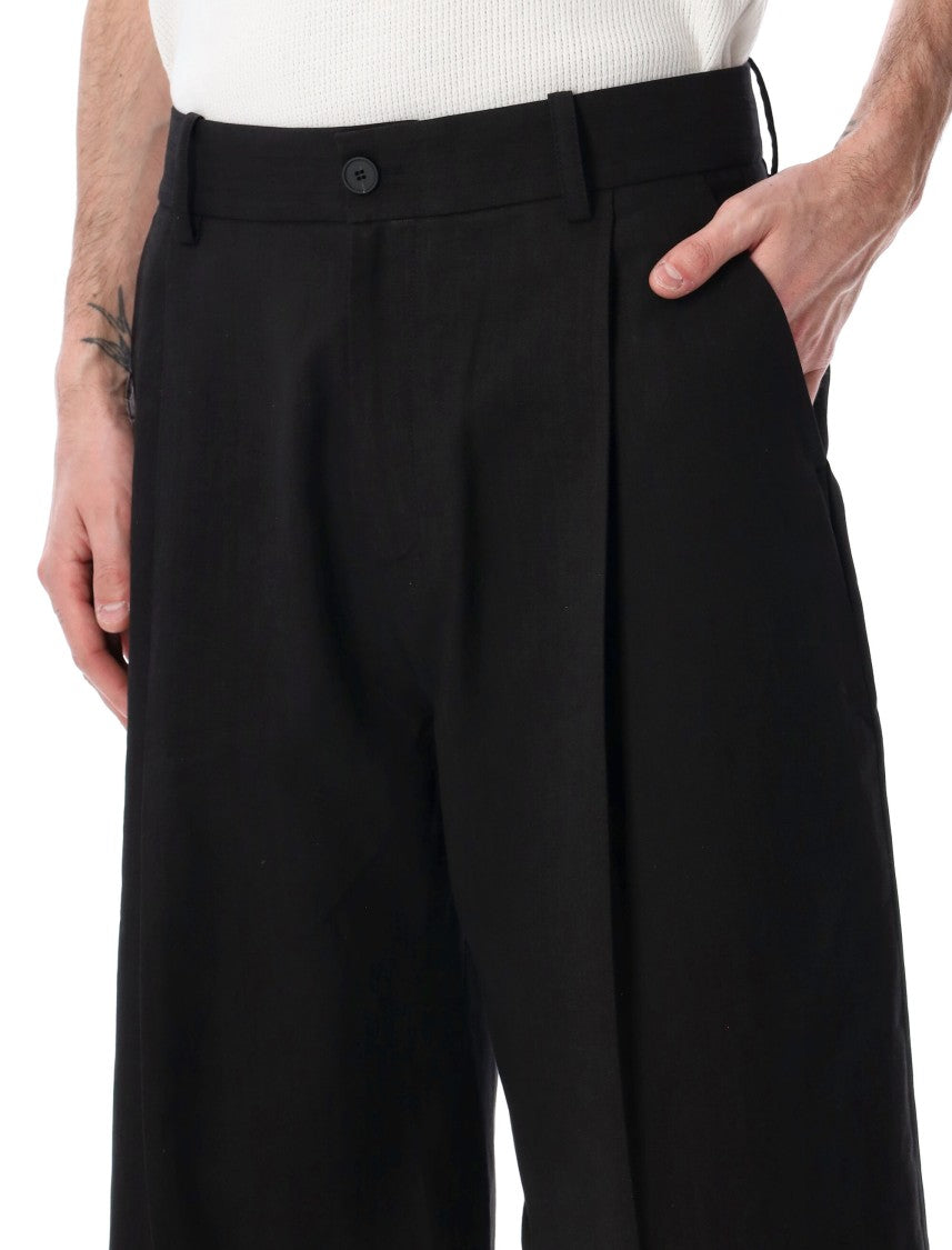 Studio Nicholson Fowld Inverted Pleat Black Shorts