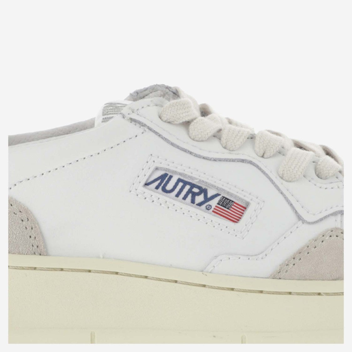 Autry Medalist Low Sneakers