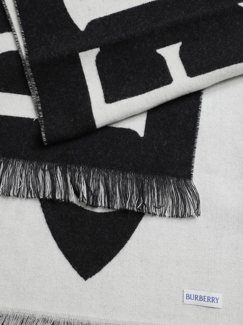 Burberry Fringed Black And White Pattern Scarf With Modern Design