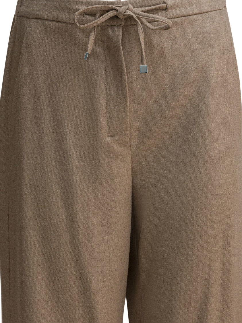 Max Mara Chic Beige Trousers With Tailored Fit
