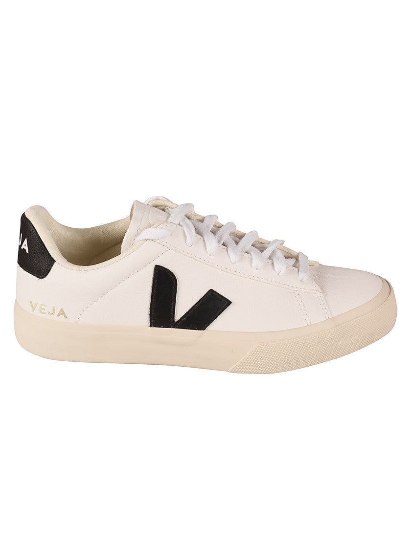 Veja Minimalist White Sneakers With Contrasting Logo