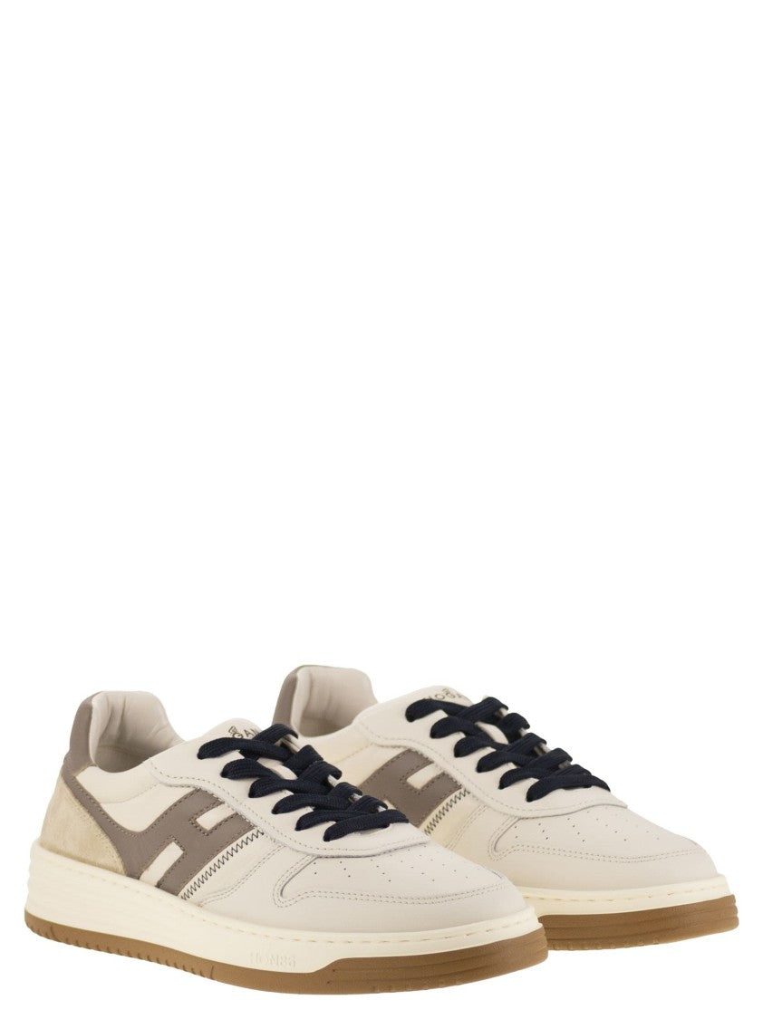 Hogan H630 - Leather Trainers With H On The Side
