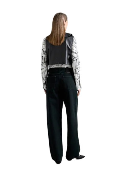 032C Goya Loose Cut Jeans