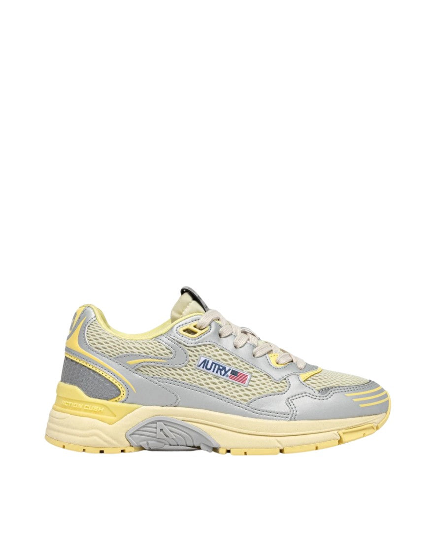 Autry Hyperway Women’S Silver/Lemon Sneakers