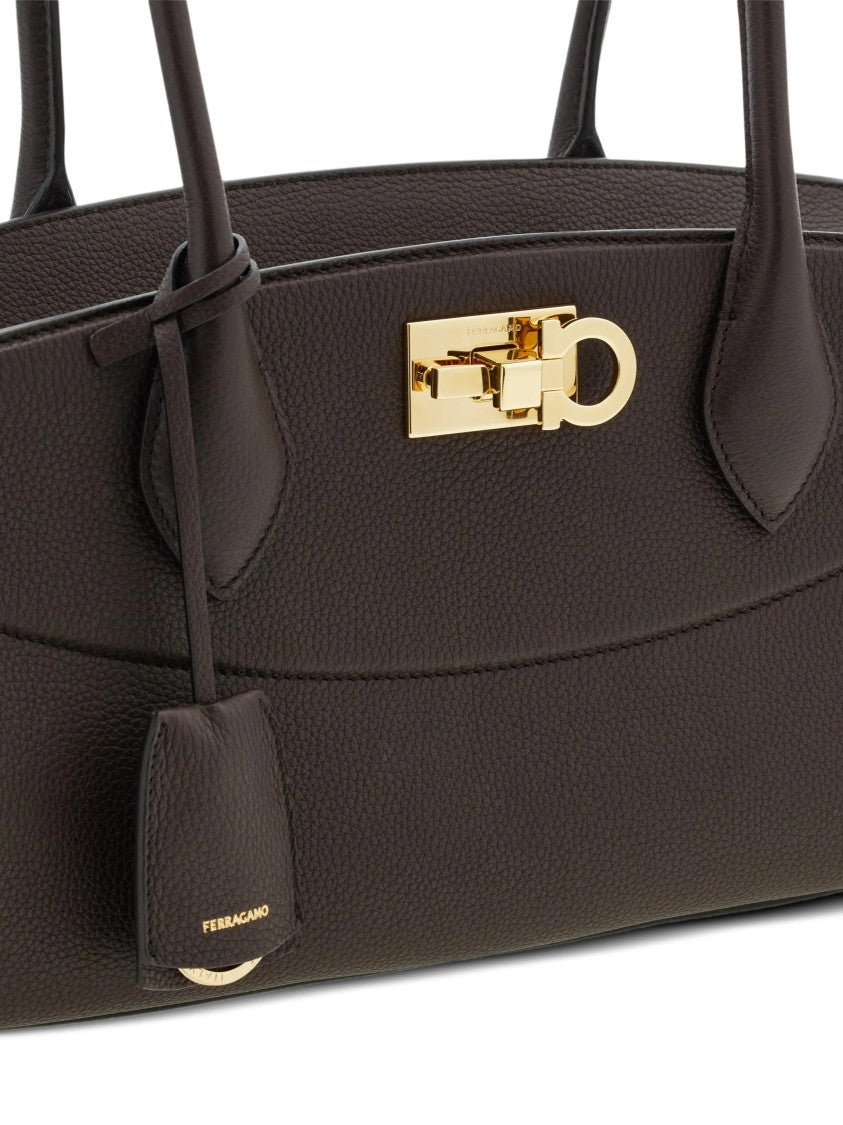 Salvatore Ferragamo St Soft Ew Smooth Calf Leather Shoulder Bag