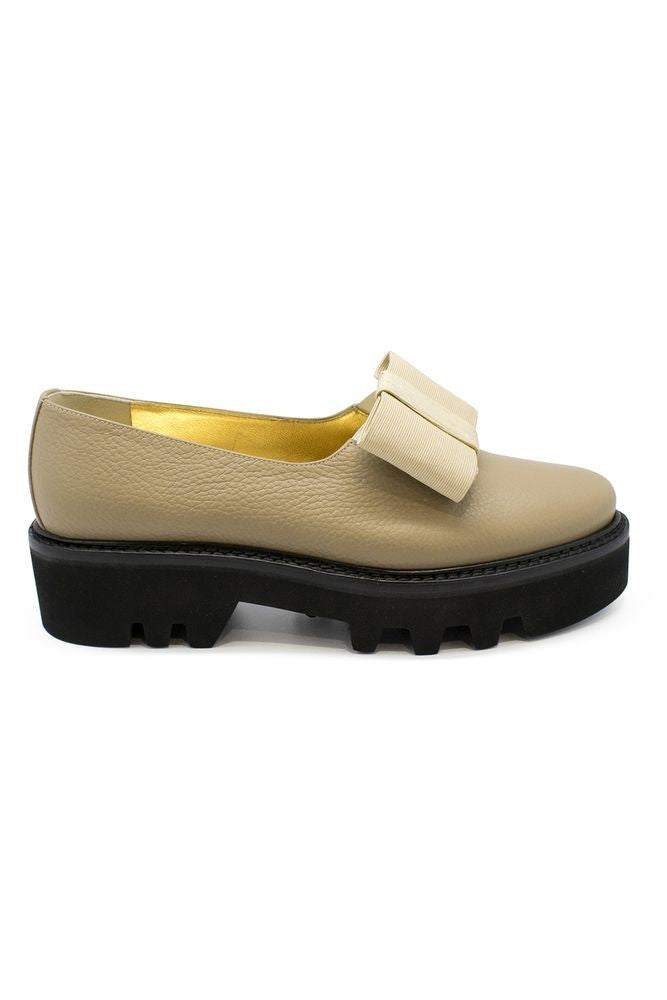 Walter Steiger Beige Patent Leather Smoking Shoes