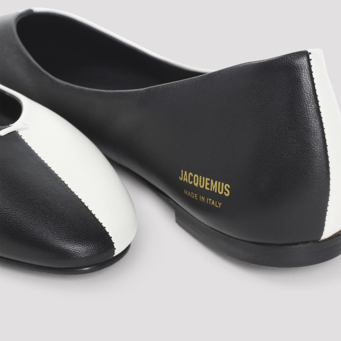 Jacquemus Contrasting Two-Panel Nappa Leather Ballerinas