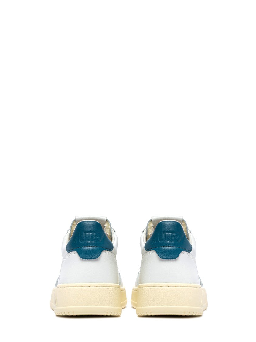 Autry Low-Top Leather Sneakers With Minimalist Design And Contrasting Collar