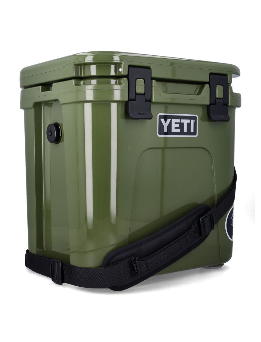 Yeti Robust Rectangular Cooler Box With Adjustable Shoulder Strap