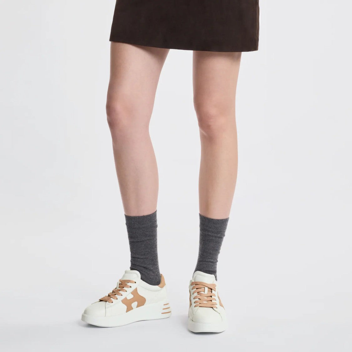 Hogan Rebel H564 H Sneakers With Tan Accents