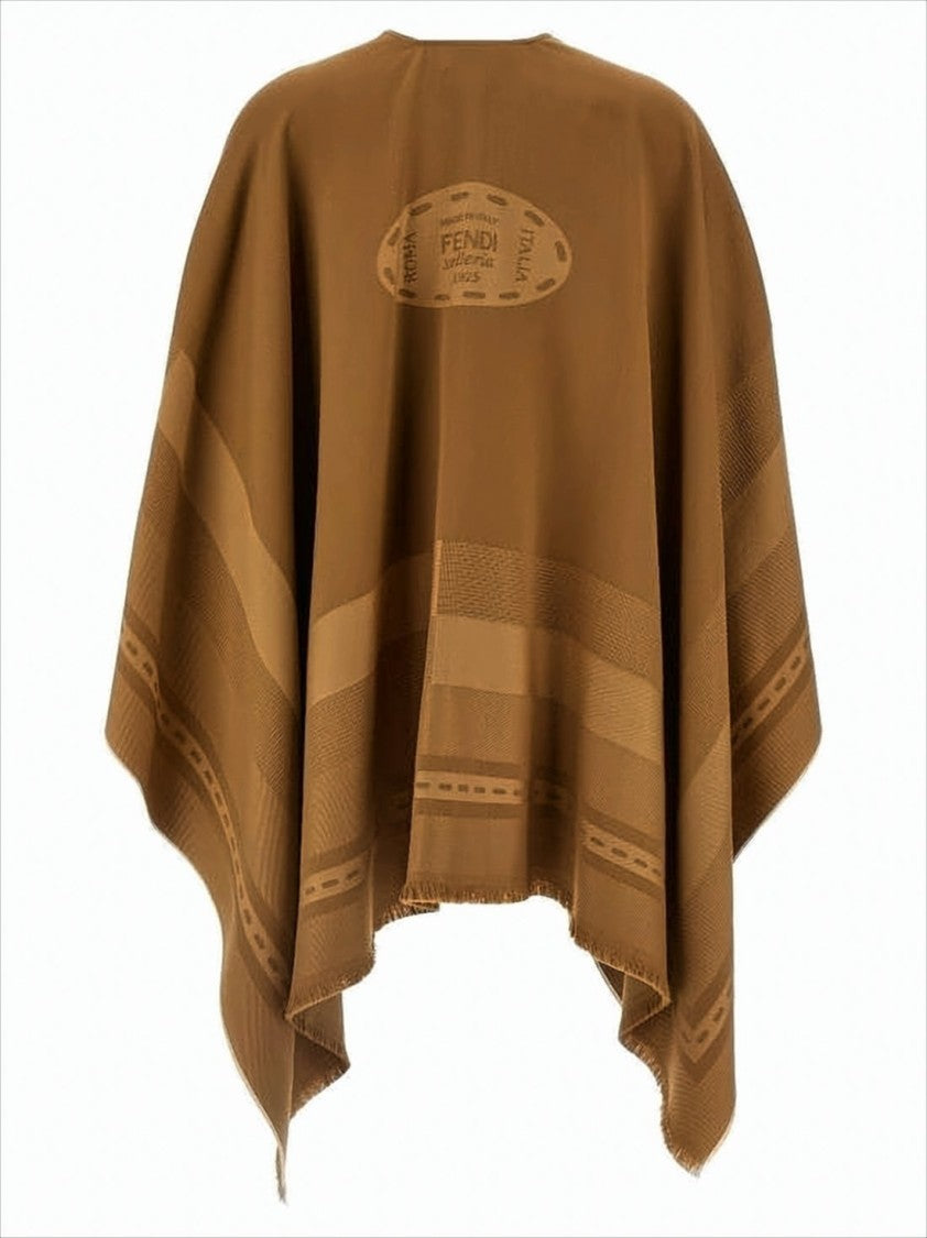 Fendi Luxurious Wool And Cashmere Cape
