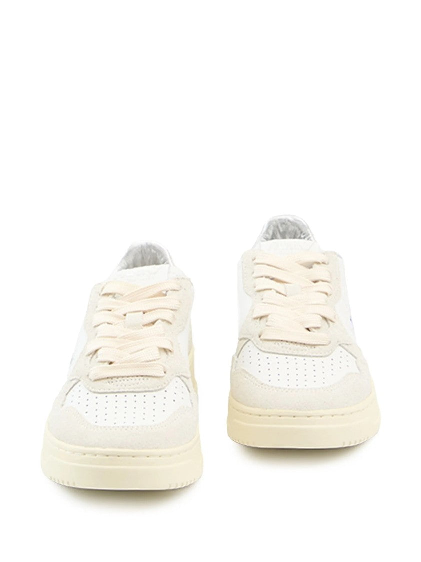 Autry Medalist Low-Top Sneakers