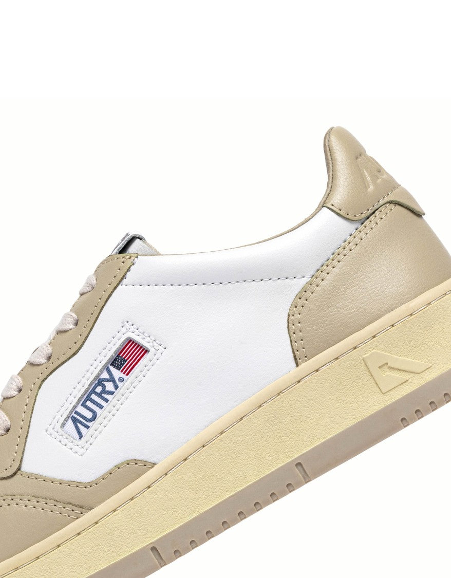 Autry Women’S Bicolor Leather Sneakers