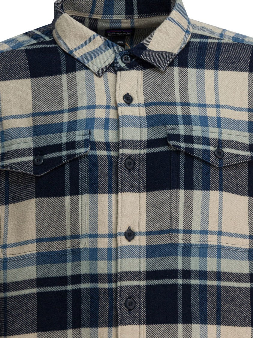 Patagonia Classic Plaid Flannel Shirt With Button-Up Front And Chest Pockets
