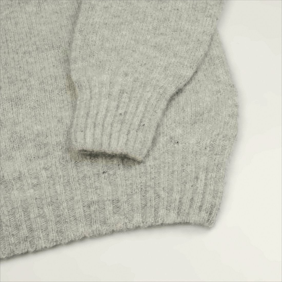 Howlin Light Grey Wool Sweater With Classic Crew Neckline And Ribbed Finish