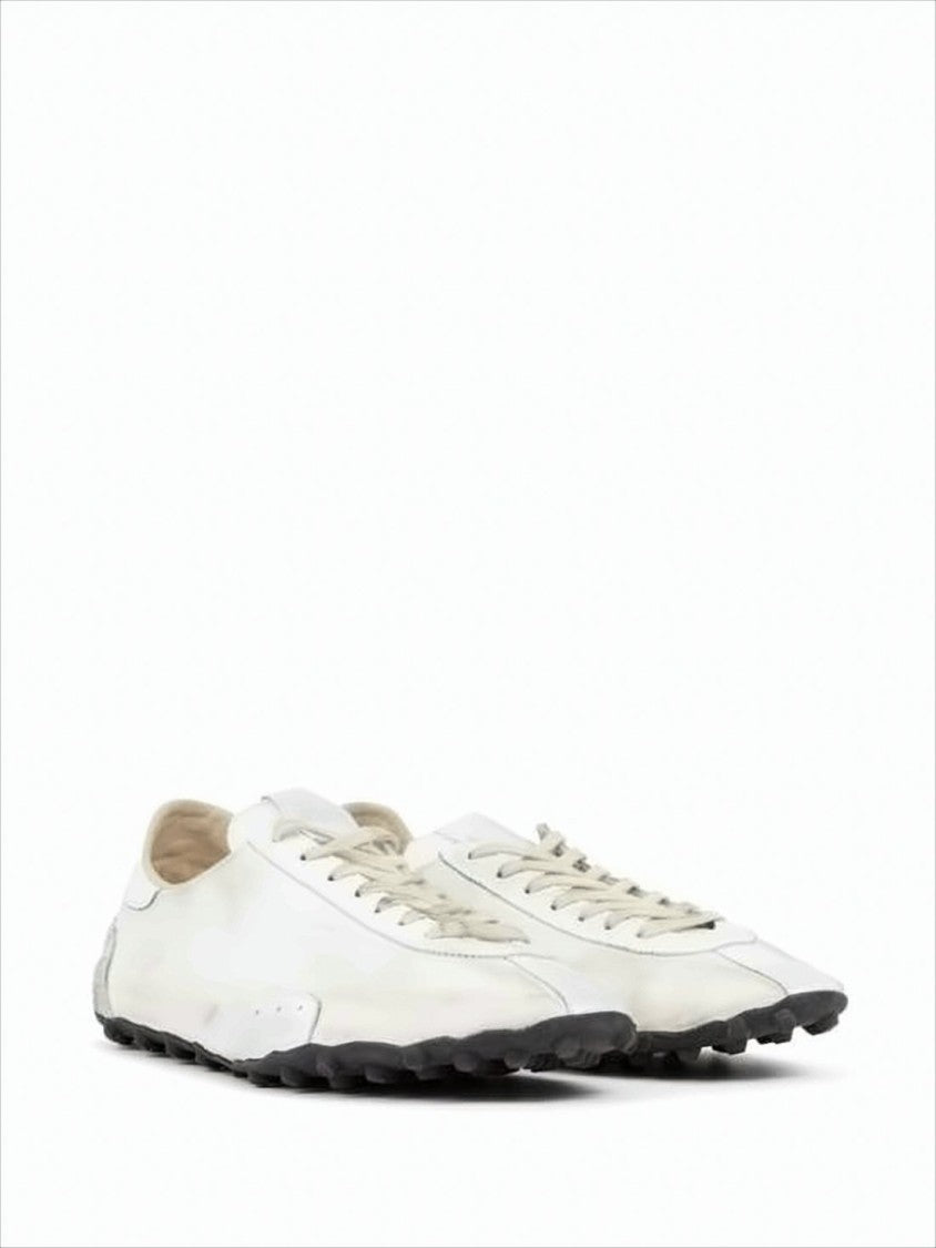 Maison Margiela Sleek Low-Profile Sneakers With Textured Suede Accents