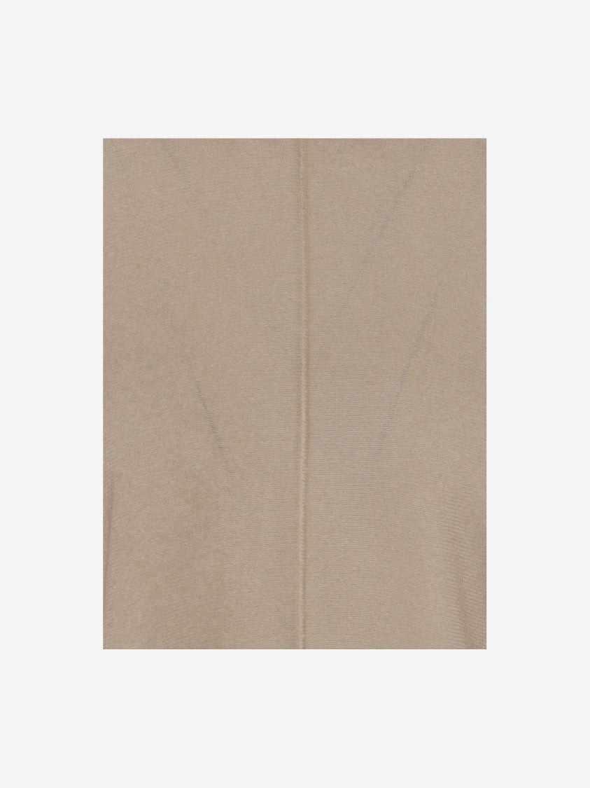 Oliver Lattughi Cashmere Sweater With Crew Neck And Modern Silhouette