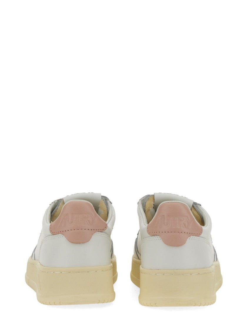 Autry Medalist Low Minimalist Leather Sneakers