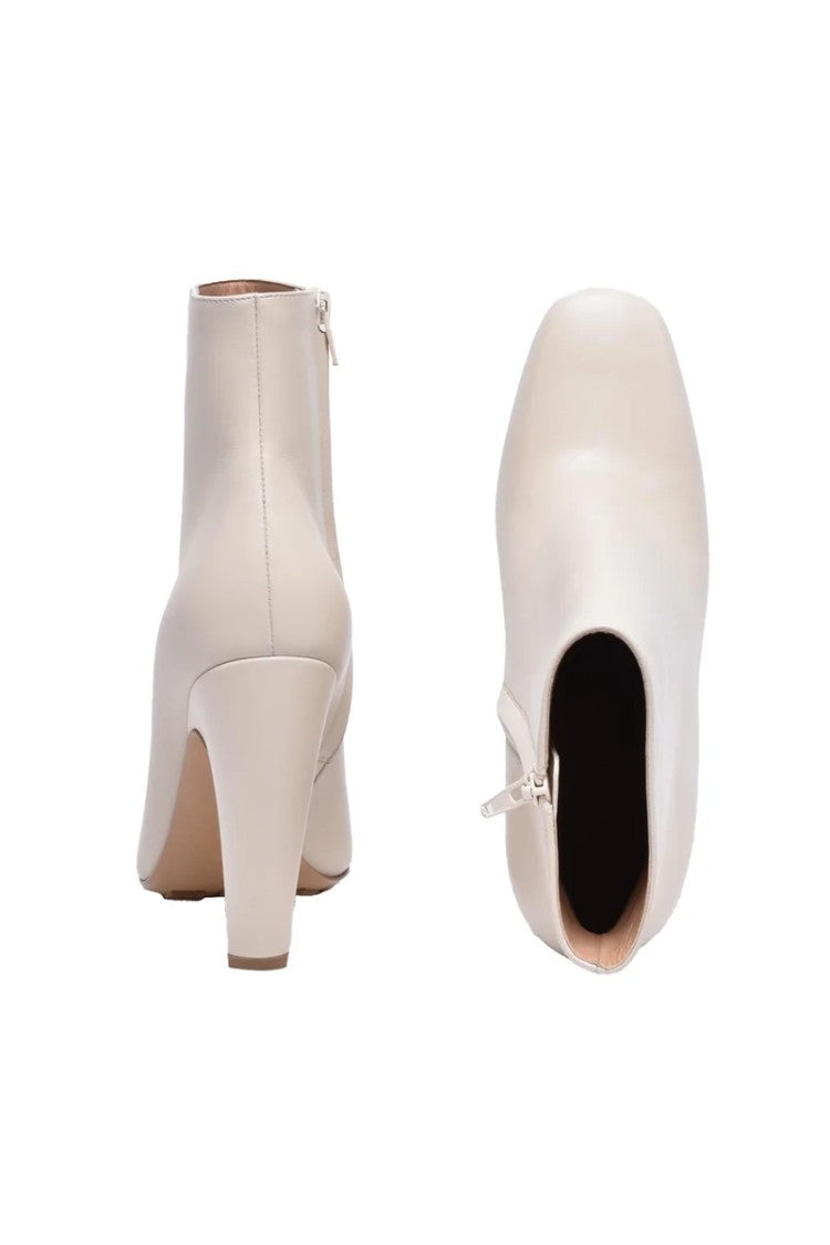 Bottega Veneta Canalazzo Ankle Boot - White