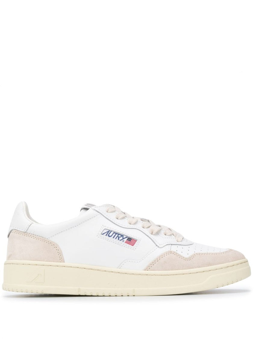 Autry Classic Low-Top White Sneakers With Textured Accents