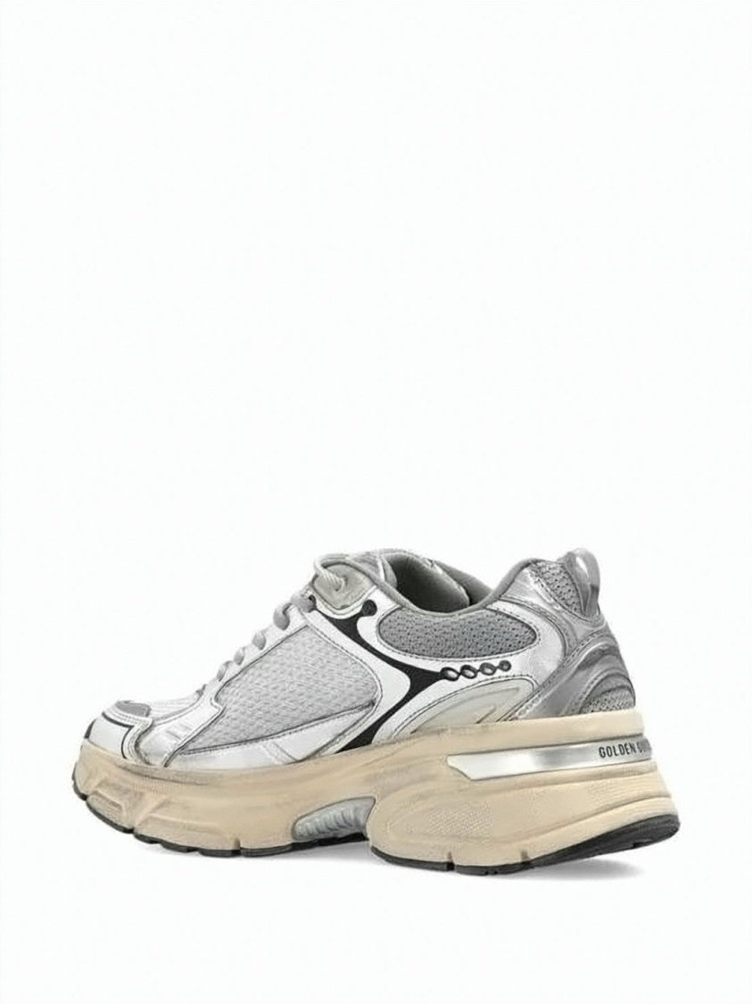 Golden Goose Distressed Low-Top Sneakers With Dark Star Emblem