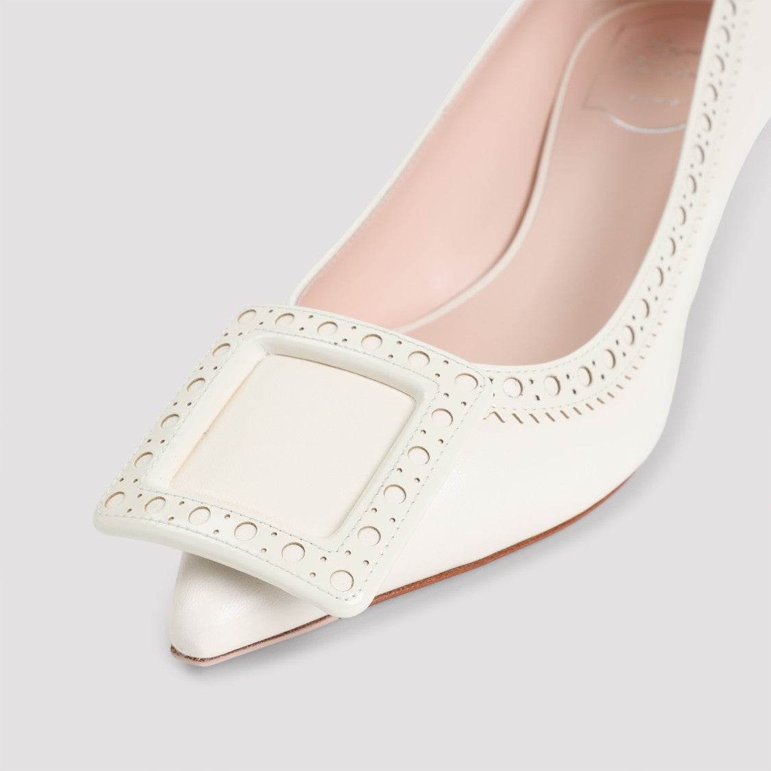 Roger Vivier Cire White Lamb Leather Viv In The City Perforated 45 Decollete Pumps