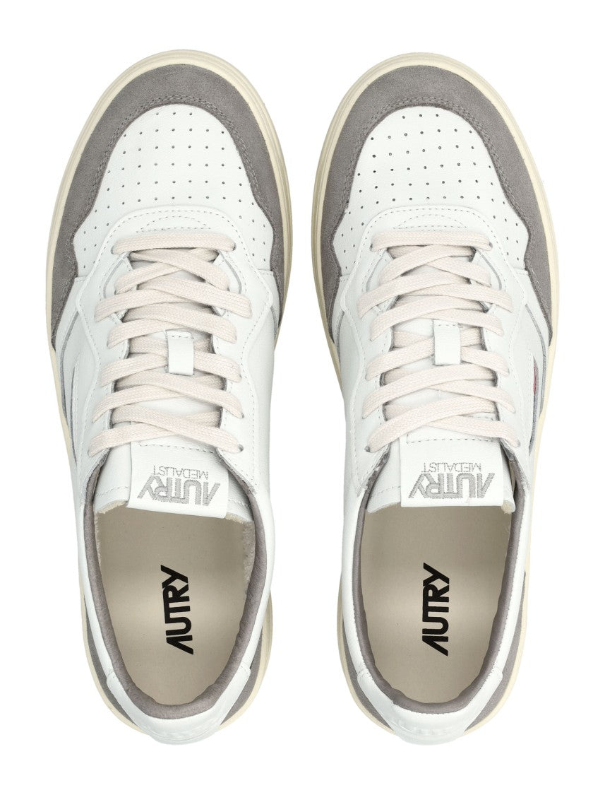 Autry Medalist Low Sneakers