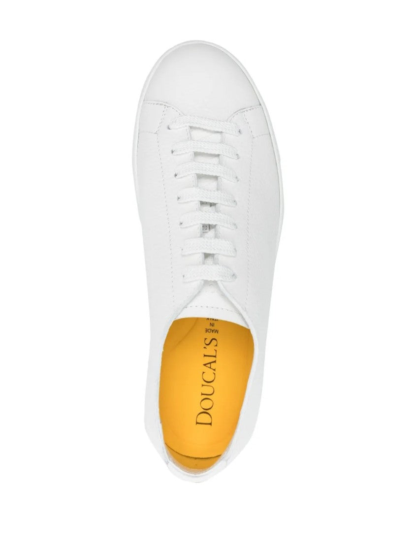 Doucal's Minimalist White Leather Sneakers With Cushioned Insole
