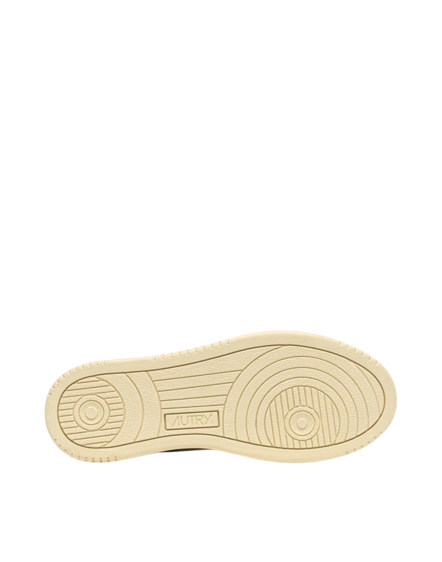 Autry Medalist Low Women’S White/Rose Sneakers