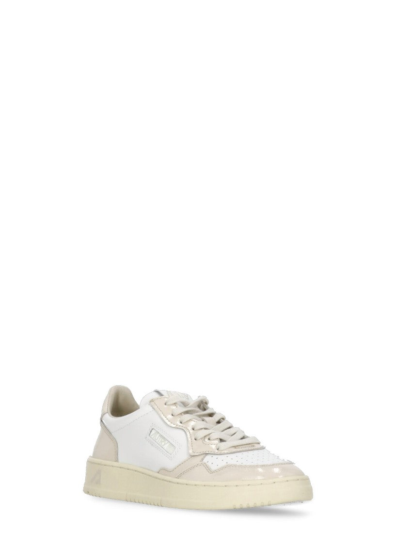 Autry Medalist Low Sneakers