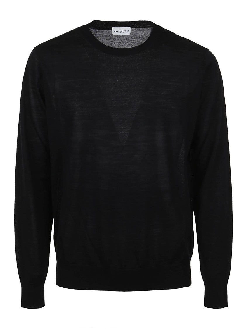 Ballantyne Round Neck Pullover With Ribbed Detailing And Classic Silhouette