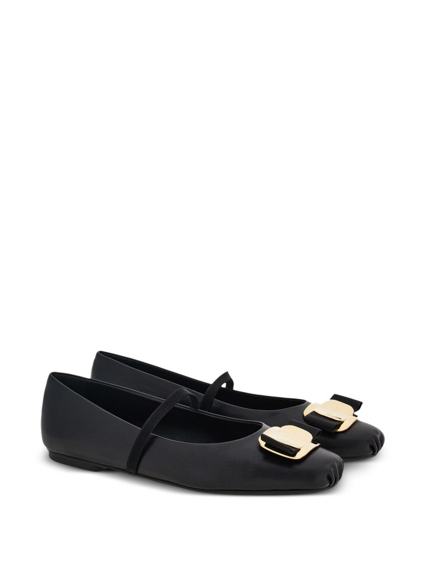 Salvatore Ferragamo Black Zina Sophisticated Nappa Leather Ballerinas