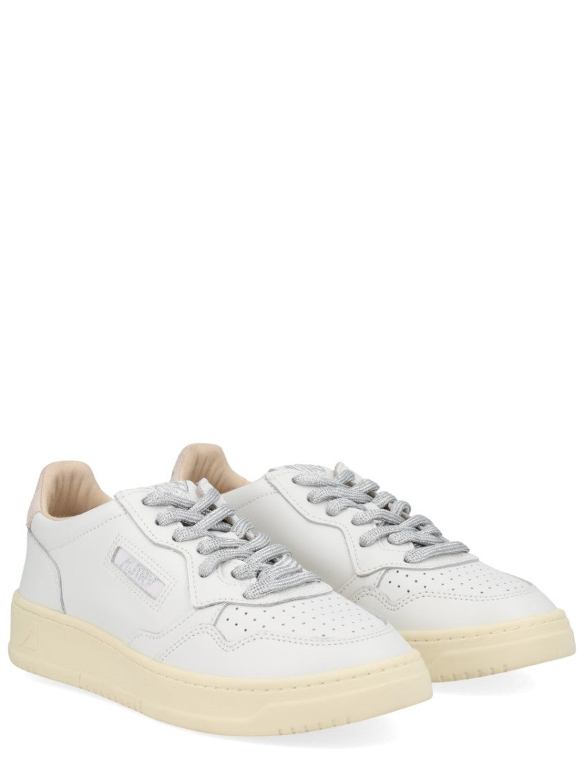 Autry Medalist Low Leather Suede Accent Sneakers