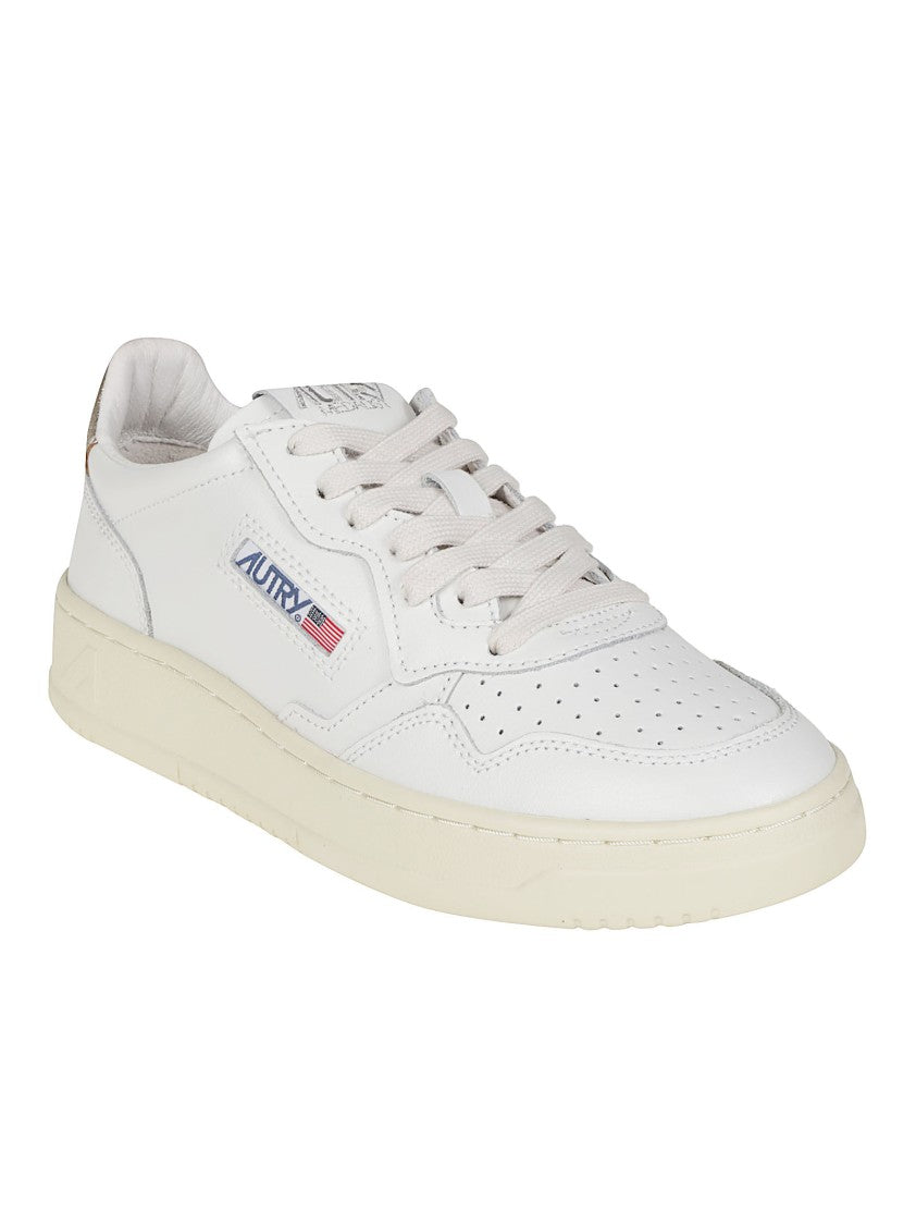 Autry Medalist Low Perforated Cow Leather Sneakers