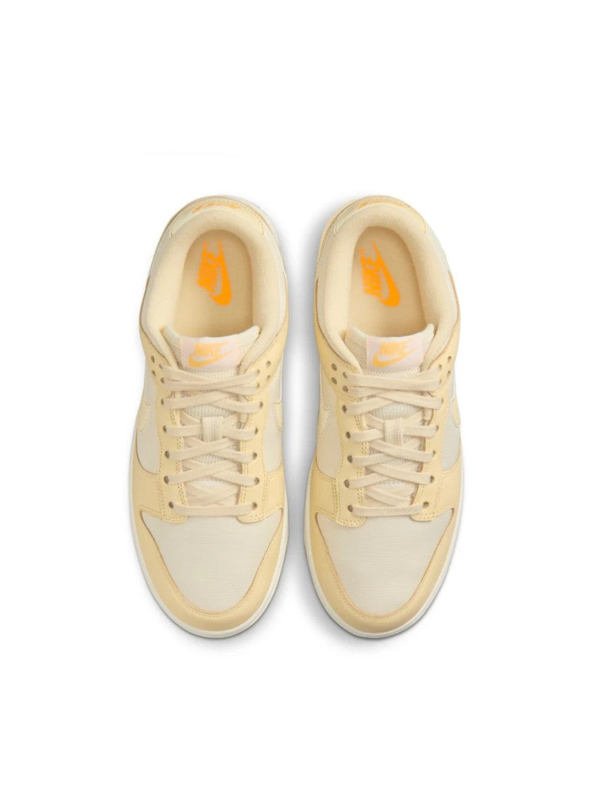 Nike Dunk Low Sneakers